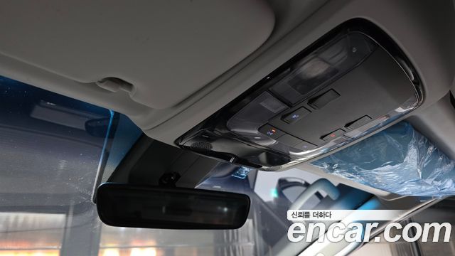 Hyundai Staria 2022 — photo 17