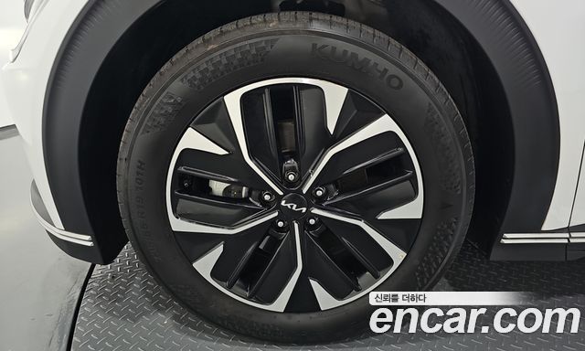 Kia EV6 2023 — photo 5