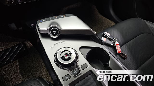 Kia EV6 2023 — photo 12