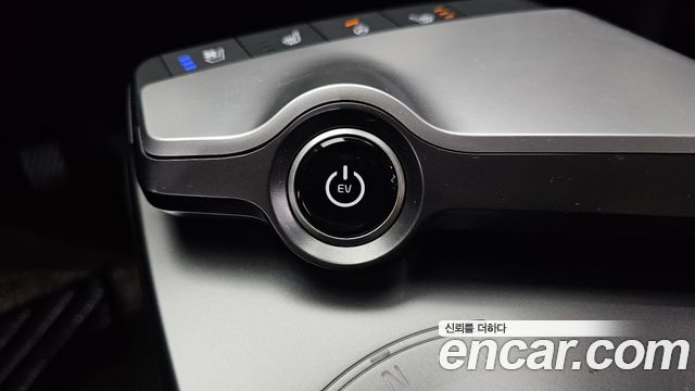 Kia EV6 2023 — photo 28