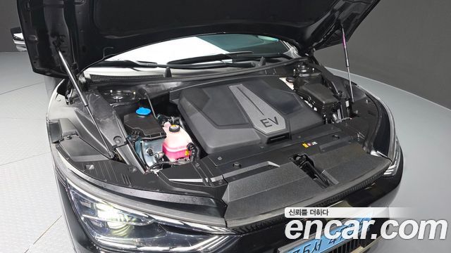 Kia EV6 2023 — photo 6