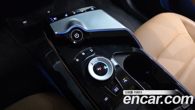 Kia EV6 2023 — photo 9
