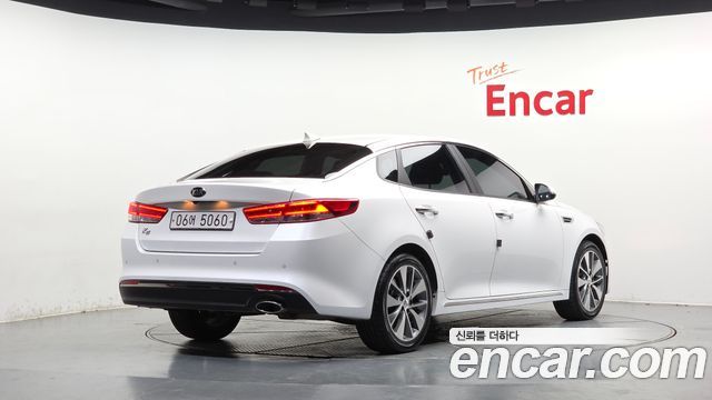 Kia K5 2018 — photo 2
