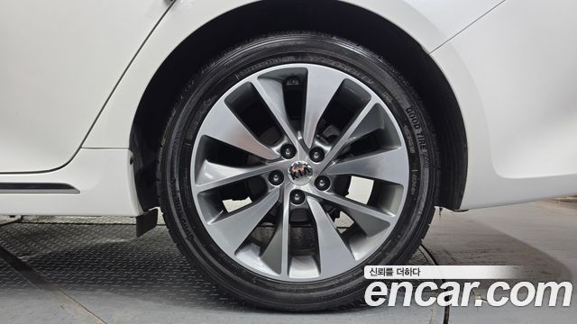 Kia K5 2018 — photo 7