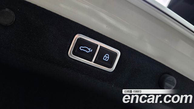 Hyundai Grandeur 2025 — photo 14