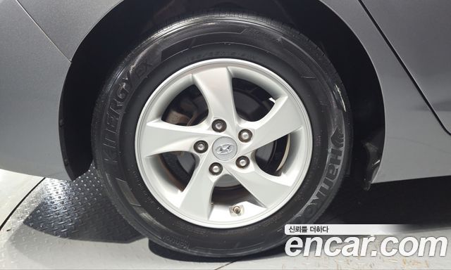 Hyundai AVANTE 2015 — photo 5