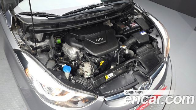 Hyundai AVANTE 2015 — photo 6
