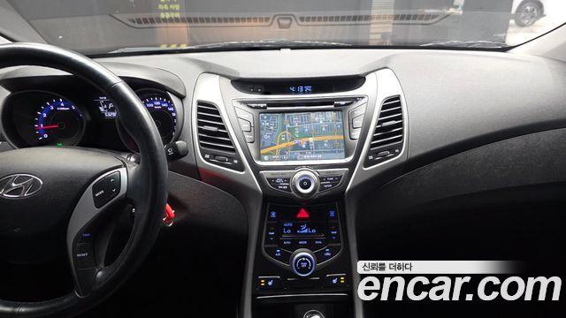 Hyundai AVANTE 2015 — photo 20