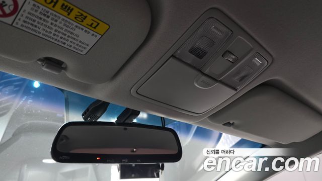 Hyundai AVANTE 2015 — photo 24