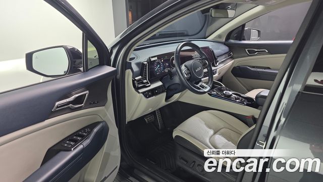 Kia Sportage 2023 — photo 10