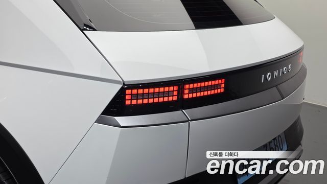 Hyundai Ioniq5 2023 — photo 9