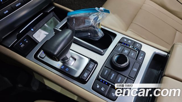 Genesis G80 2017 — photo 9