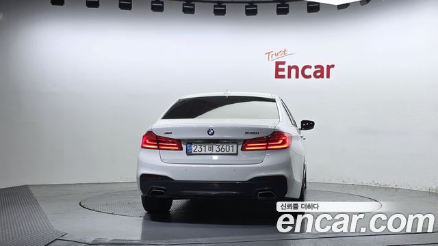 BMW 5-Series 2018 — photo 4