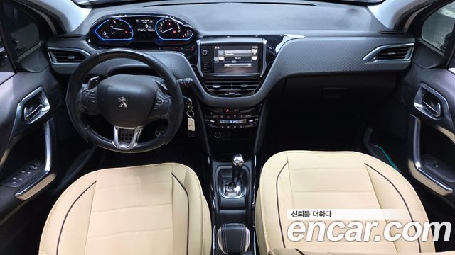Peugeot 2008 2015 — photo 7