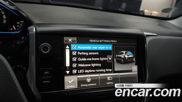 Peugeot 2008 2015 — photo 17