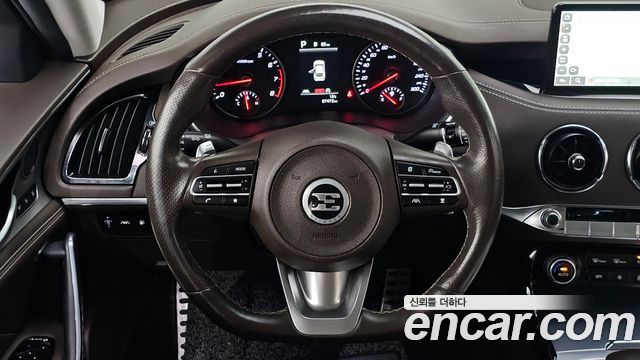 Kia Stinger 2021 — photo 13