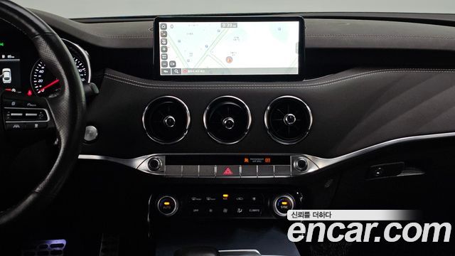 Kia Stinger 2021 — photo 14