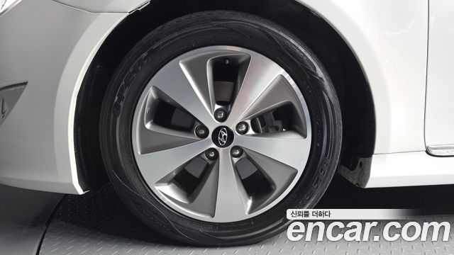 Hyundai Sonata 2012 — photo 5