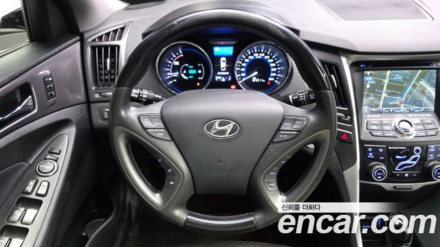Hyundai Sonata 2012 — photo 19