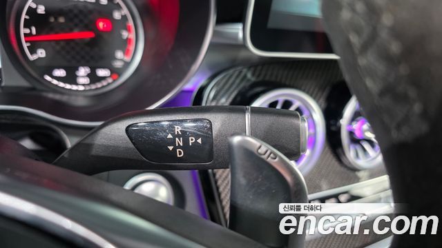 Mercedes-Benz GLC-Class 2019 — photo 12