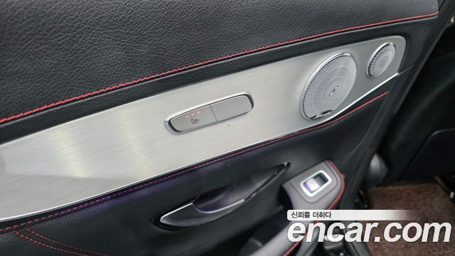 Mercedes-Benz GLC-Class 2019 — photo 23