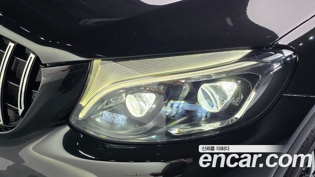 Mercedes-Benz GLC-Class 2019 — photo 8