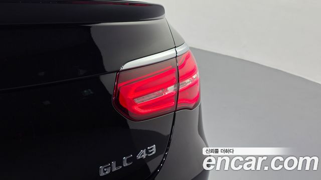 Mercedes-Benz GLC-Class 2019 — photo 9