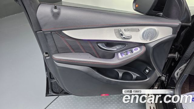 Mercedes-Benz GLC-Class 2019 — photo 14