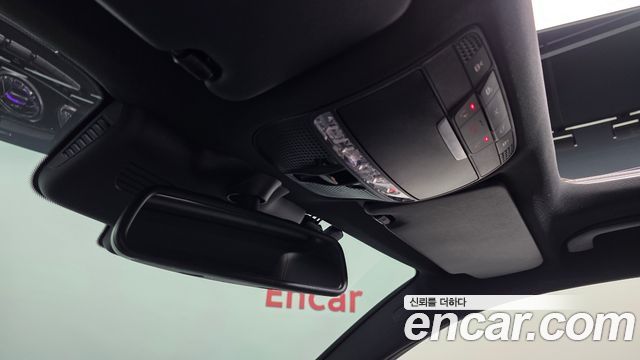 Mercedes-Benz GLC-Class 2019 — photo 27