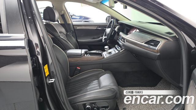 Genesis G90 2019 — photo 16