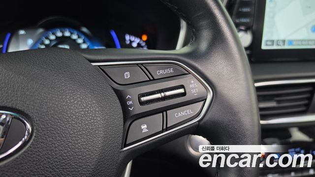 Hyundai Santafe 2019 — photo 21