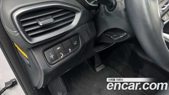 Hyundai Santafe 2019 — photo 25