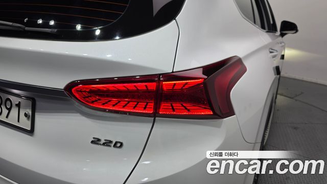Hyundai Santafe 2019 — photo 9