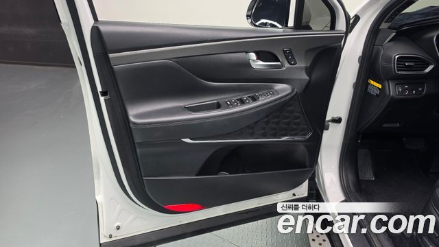 Hyundai Santafe 2019 — photo 14