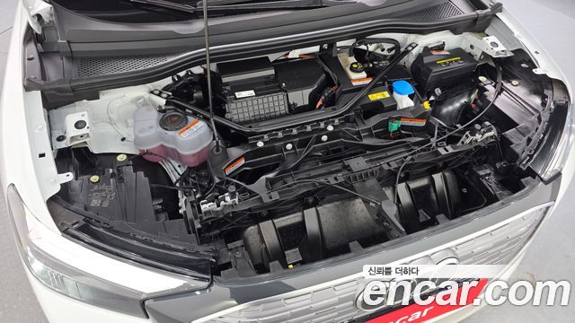 Audi Q4 e-tron 2025 — photo 6