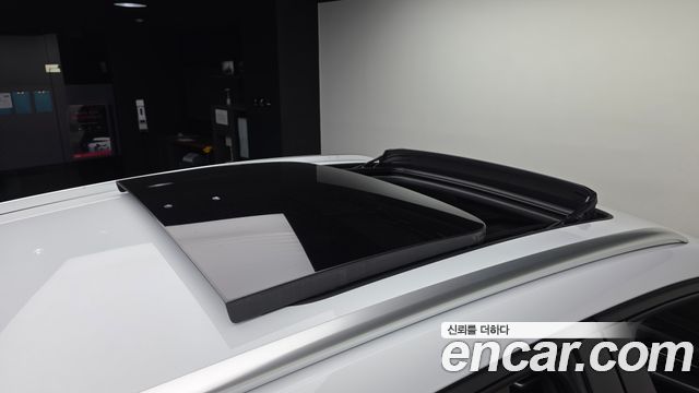Audi Q4 e-tron 2025 — photo 25