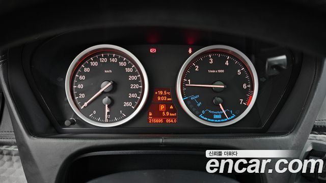 BMW X6 2010 — photo 8
