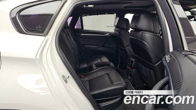 BMW X6 2010 — photo 12