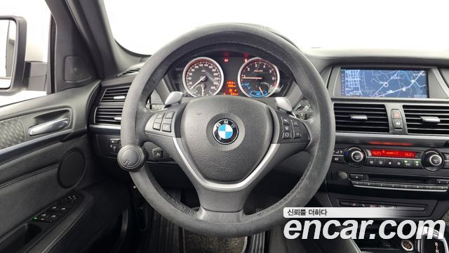 BMW X6 2010 — photo 13