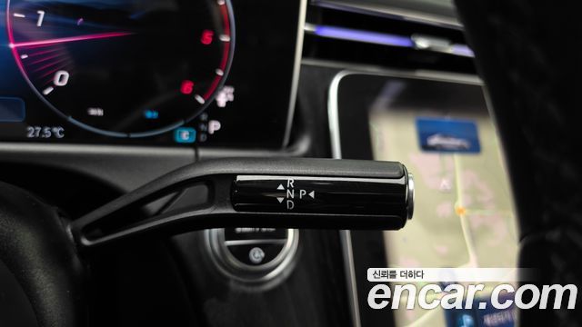 Mercedes-Benz E-Class 2024 — photo 12