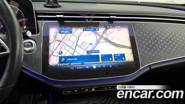 Mercedes-Benz E-Class 2024 — photo 20