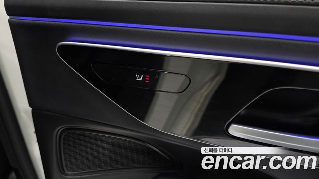 Mercedes-Benz E-Class 2024 — photo 27