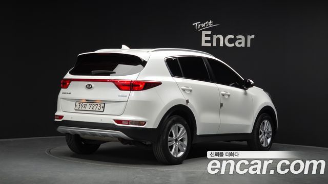 Kia Sportage 2017 — photo 2