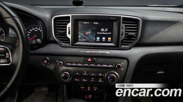 Kia Sportage 2017 — photo 14