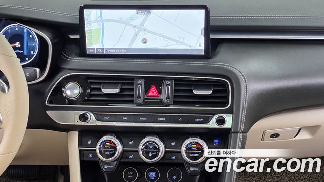 Genesis G70 2021 — photo 20