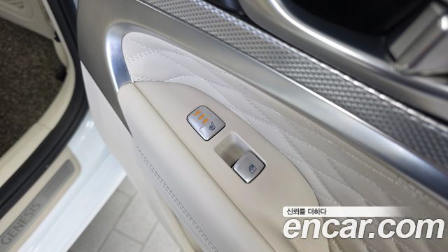 Genesis G70 2021 — photo 24