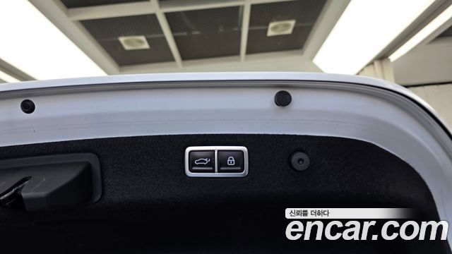 Genesis G70 2021 — photo 29