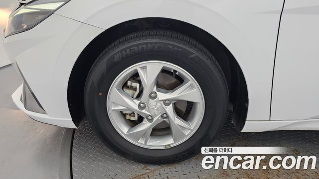Hyundai AVANTE 2023 — photo 5