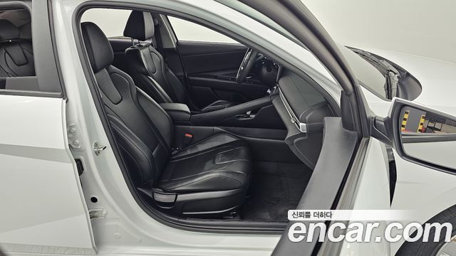 Hyundai AVANTE 2023 — photo 10
