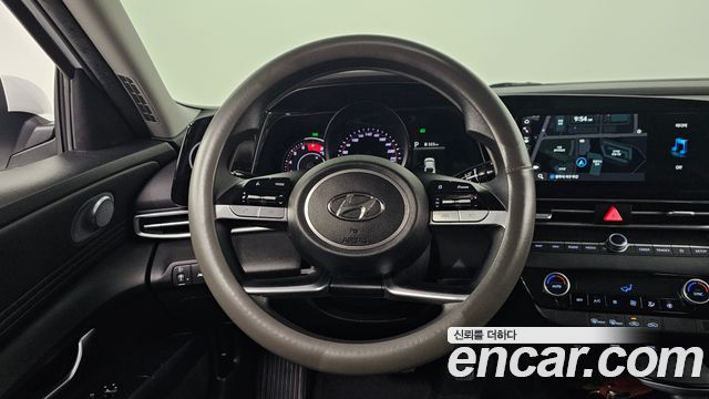 Hyundai AVANTE 2023 — photo 13